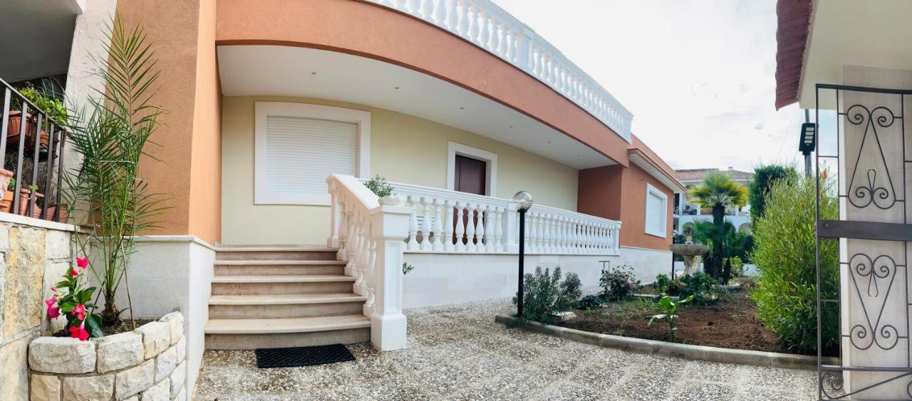 Villa Raffaele Трані Екстер'єр фото